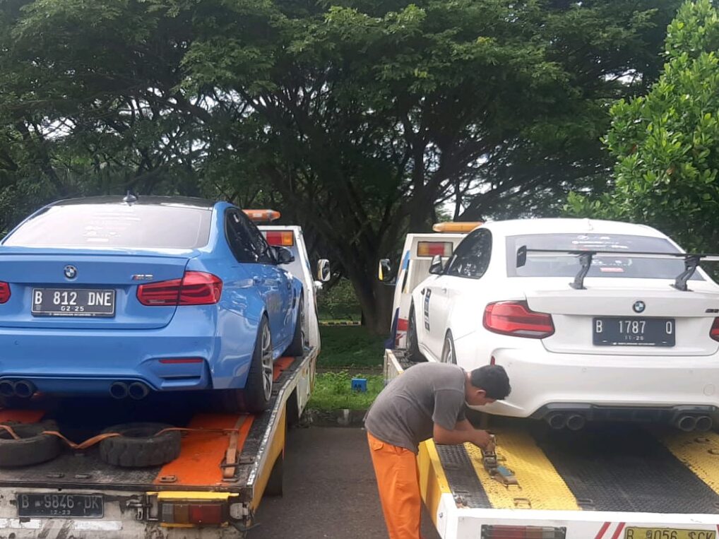 layanan jasa derek